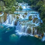 度假居 Mediterranean Olive Waterfallskrka-croatia