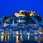 Holiday home Mediterranean Olive Waterfallskrka-croatia *