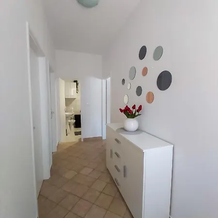 Feriehus Mediterranean Olive Waterfallskrka-croatia *