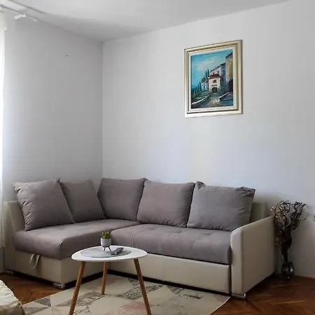 Casa de Férias Mediterranean Olive Waterfallskrka-croatia Gulin