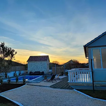 Mediterranean Olive Waterfallskrka-croatia Vakantiehuis *