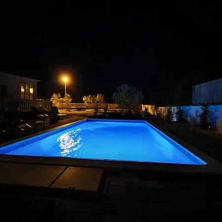 Mediterranean Olive Waterfallskrka-croatia Semesterbostad Gulin