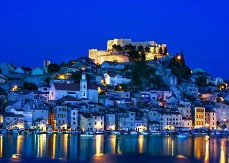 Feriehus Mediterranean Olive Waterfallskrka-croatia *