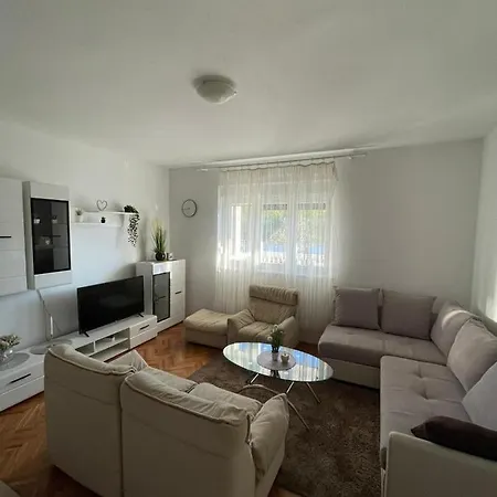 Mediterranean Olive Waterfallskrka-croatia Feriehus