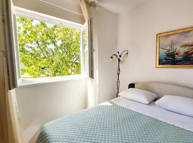 Mediterranean Olive Waterfallskrka-croatia Vakantiehuis