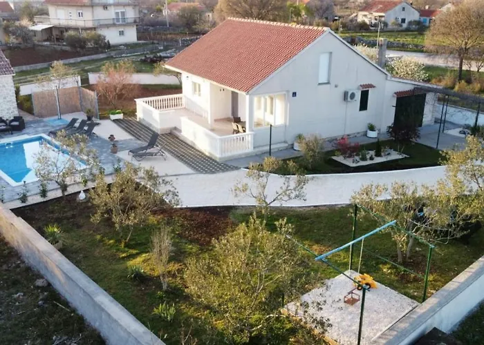 Mediterranean Olive Waterfallskrka-croatia Vakantiehuis Gulin