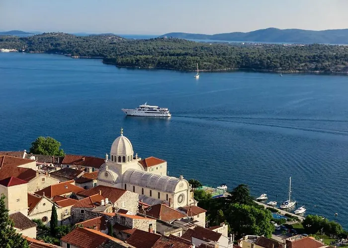 Vakantiehuis Mediterranean Olive Waterfallskrka-croatia Gulin