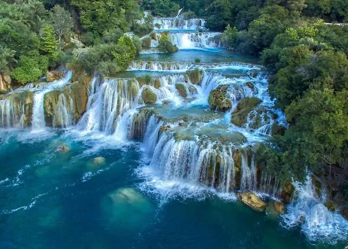 Vakantiehuis Mediterranean Olive Waterfallskrka-croatia